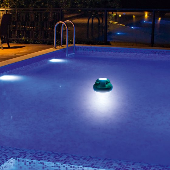 Haut-parleur de piscine illuminé 