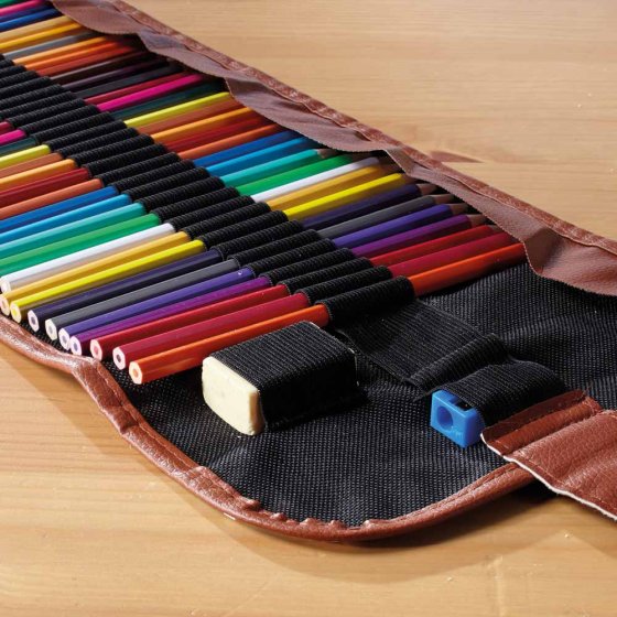 Crayons de couleur en trousse roulée 