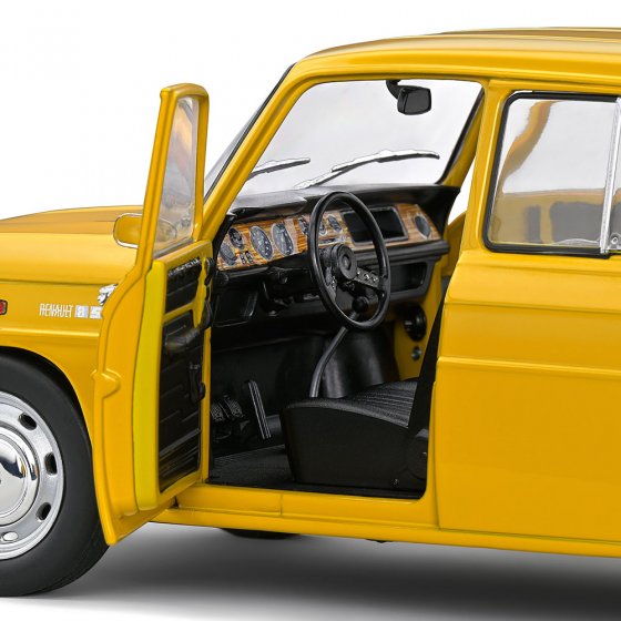Renault 8S 